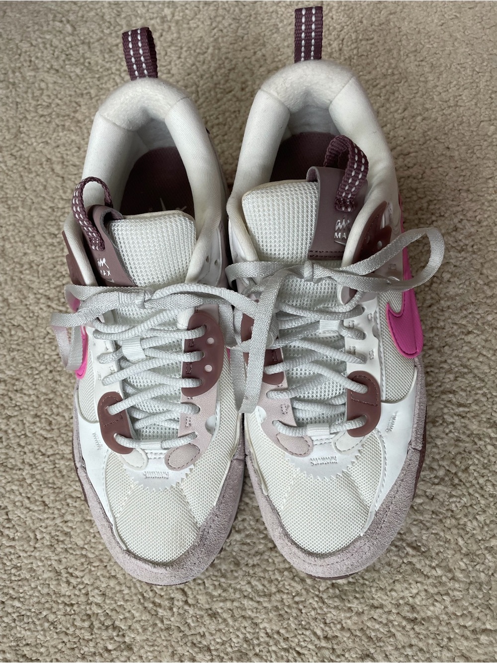 Nike Women’s Air Max 90 Futura Sneaker - Picture 3 of 4